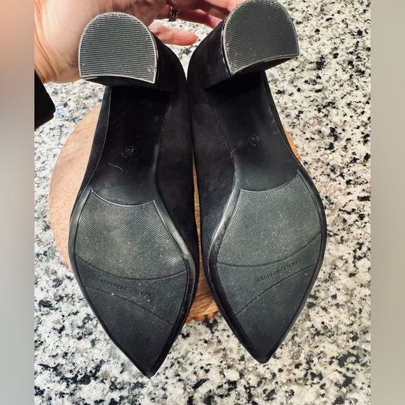 NWOB Marc Fisher Black Suede Pumps - Picture 5 of 5